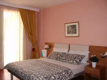 As 4* Голем