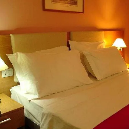 As 4* Golem (Tirana)